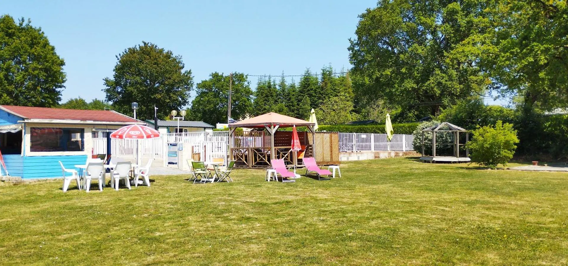 La Haut Camoël 0*,